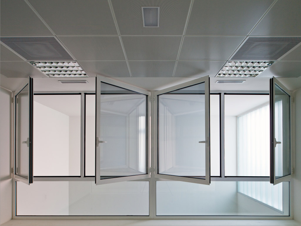 VENTANAS PRACTICABLES